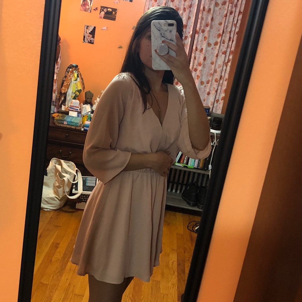 Forever 21 Blush 3/4 Sleeve Mini Dress